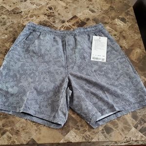 Lululemon Pace Breaker 7" Seawheeze Shorts